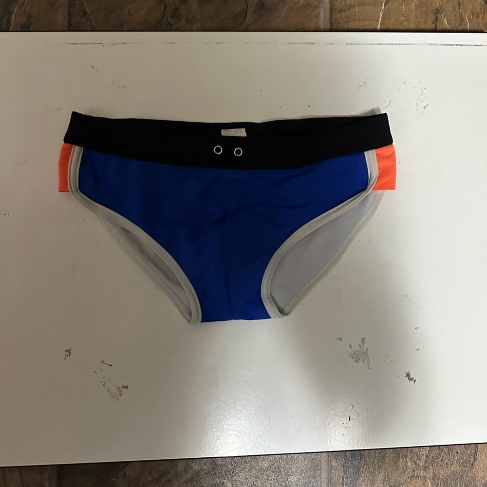 Men’s brief swimsuit